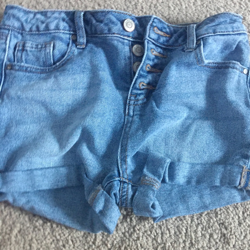 SIZE 14 USED KIDS SHORTS